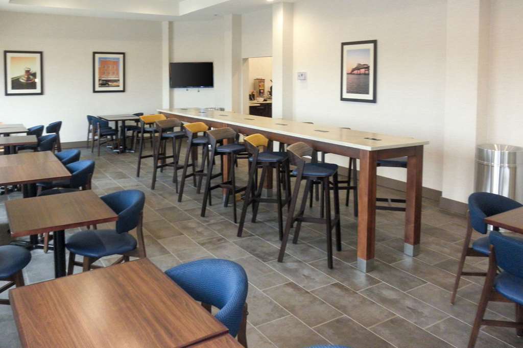 Comfort Suites North Tupelo Restaurante foto